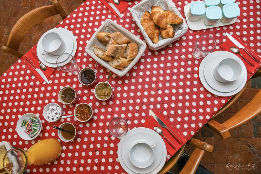 Petits déjeuners avec des produits loca