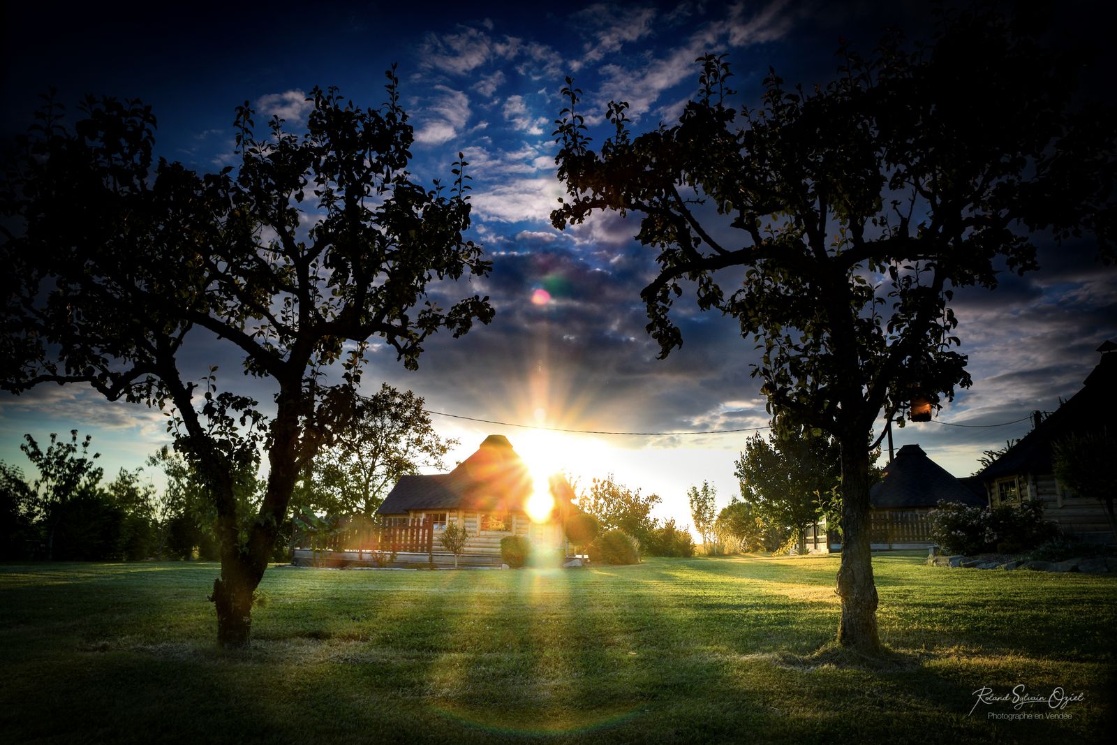 Coucher de soleil au domaine de la courillère