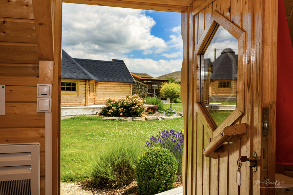 Location d'hébergements insolites pas cher au Domaine de la Courillère en Vendée