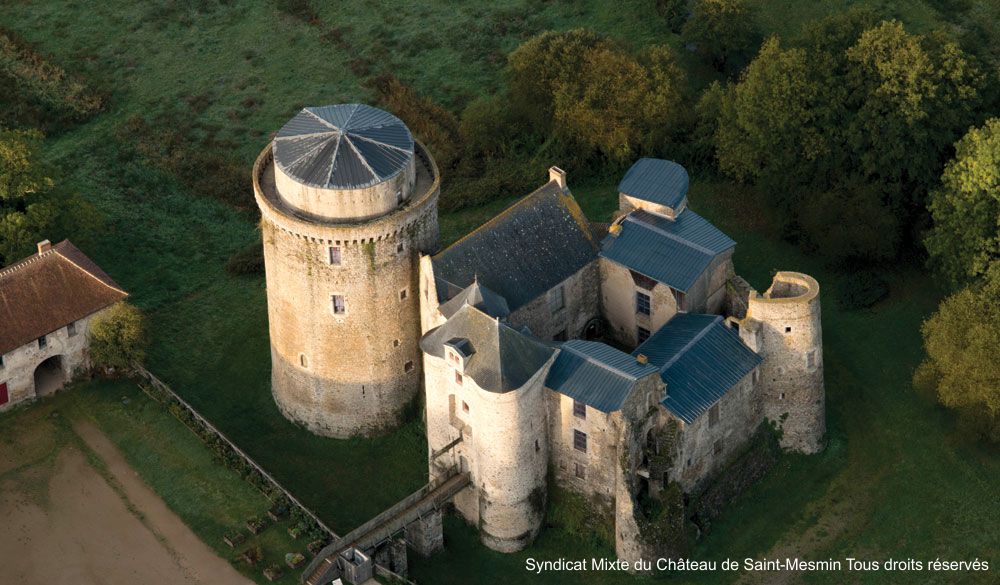 Photo aérienne du Chateau de Saint Mesmin